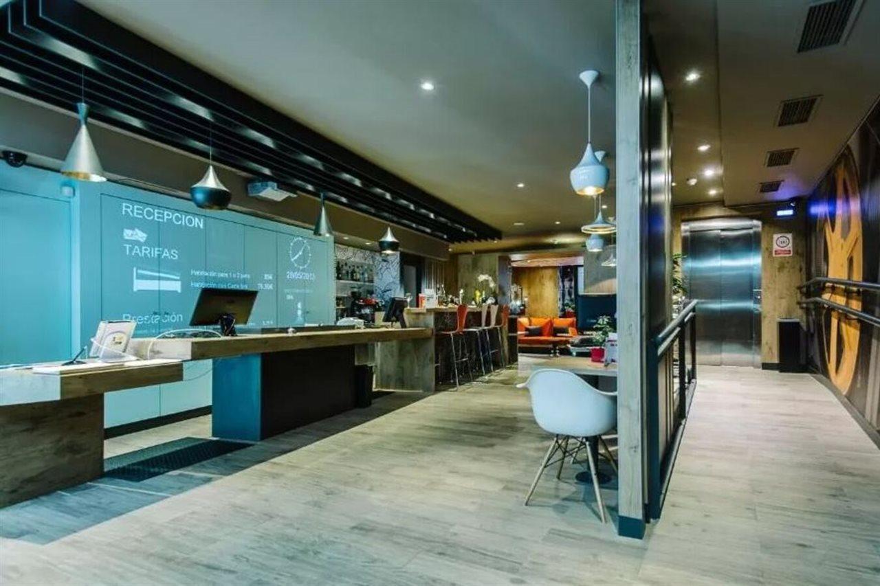 Ibis Centro 2*