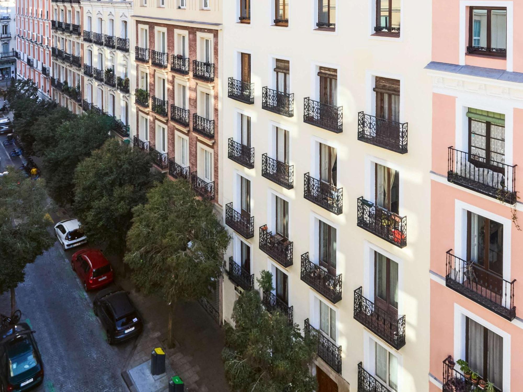 Ibis Styles Centro Maravillas 2*